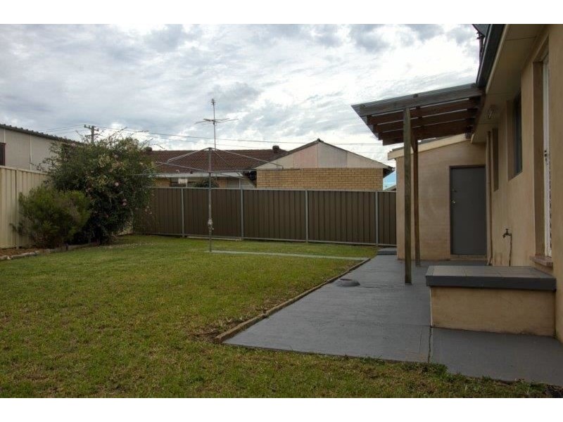 40 Lawson Street, Campbelltown NSW 2560