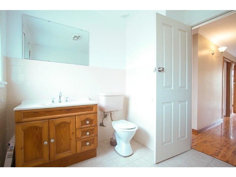 40 Lawson Street, Campbelltown NSW 2560