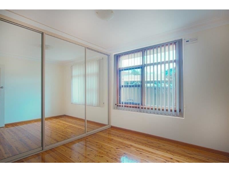 40 Lawson Street, Campbelltown NSW 2560