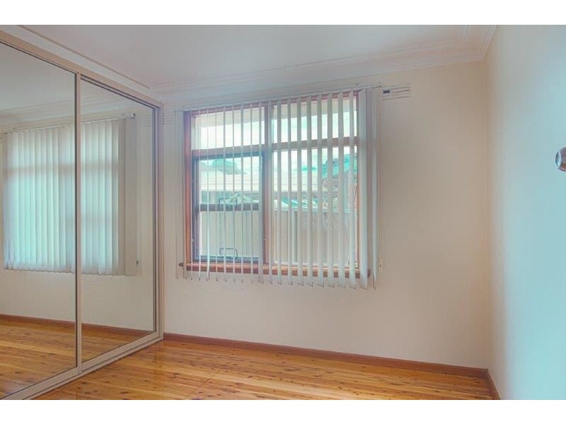 40 Lawson Street, Campbelltown NSW 2560