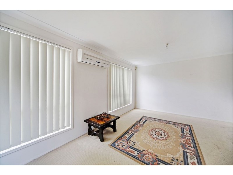 18 St Simon Close, Blair Athol NSW 2560