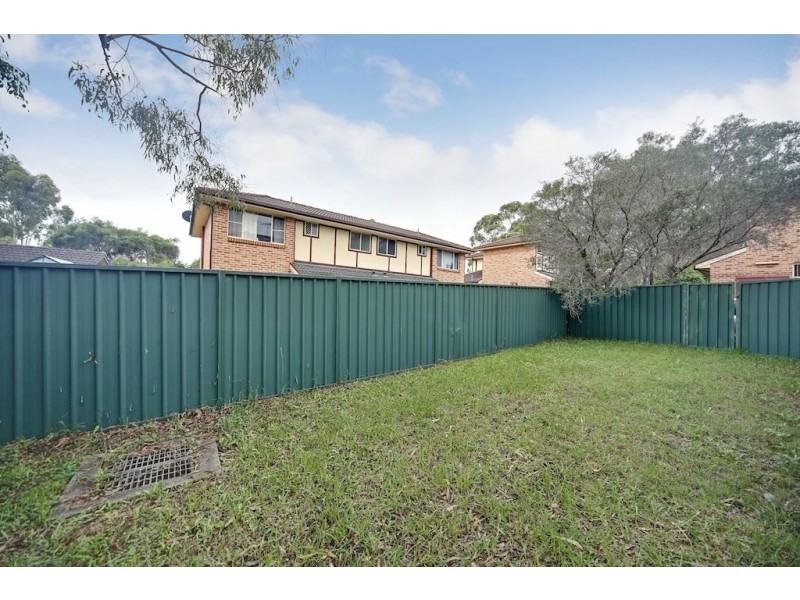 5/33 Woodhouse Drive, Ambarvale NSW 2560