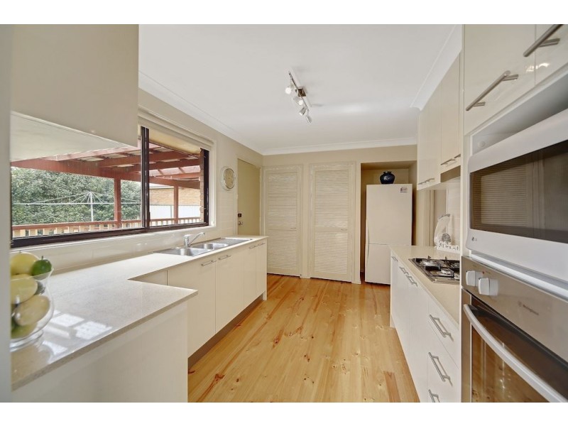 8 Oberon Road, Ruse NSW 2560