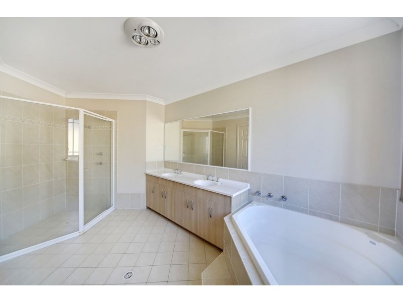 38 Gabriel Circuit, Blair Athol NSW 2560