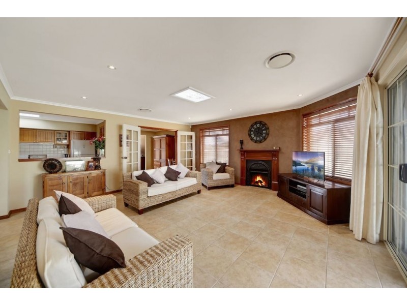 11 Flinders Street, Ruse NSW 2560