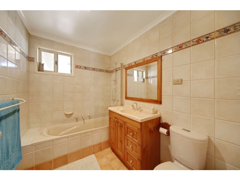 11 Flinders Street, Ruse NSW 2560