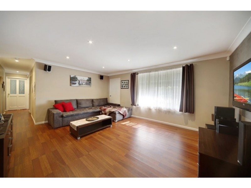 65 Tourmaline Street, Eagle Vale NSW 2558