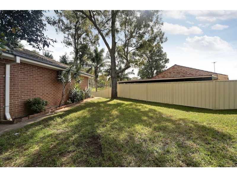 65 Tourmaline Street, Eagle Vale NSW 2558