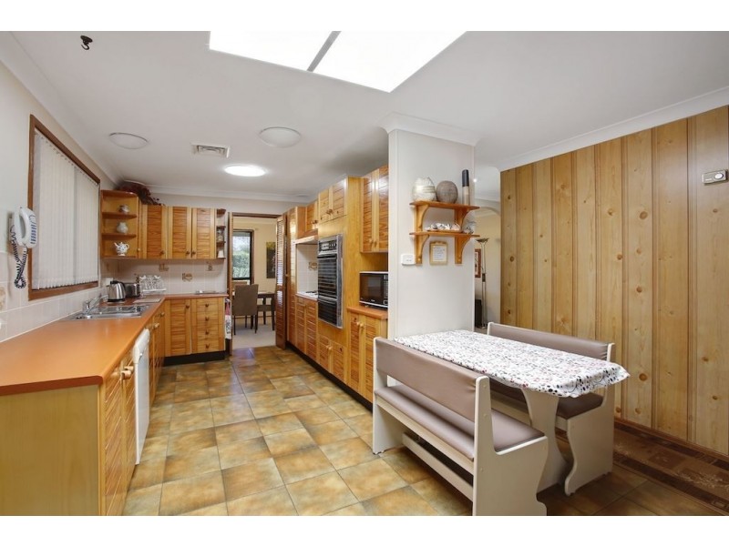 12 Victor Place, Raby NSW 2566