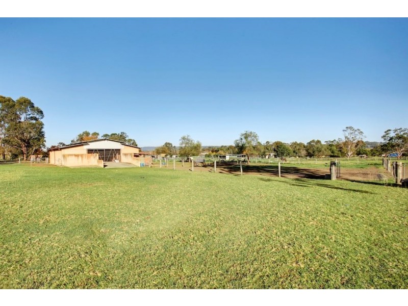 51 Cummins Road, Menangle Park NSW 2563