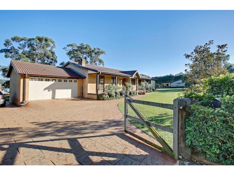 51 Cummins Road, Menangle Park NSW 2563