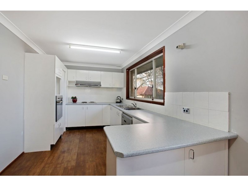 18 Collaroy Road, Woodbine NSW 2560