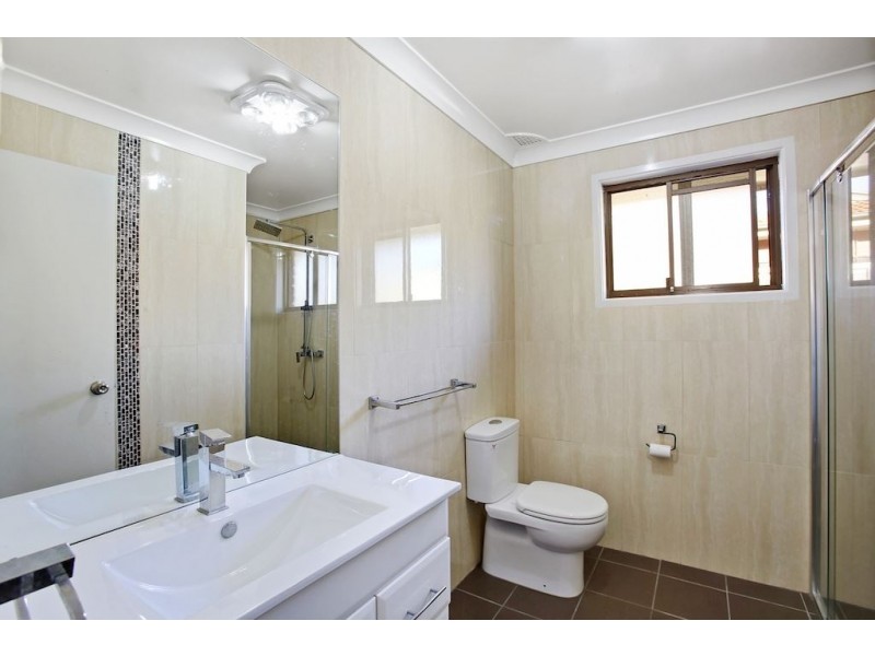 11 Victor Place, Raby NSW 2566