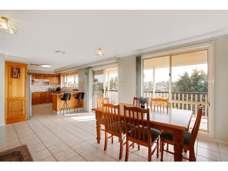 17 Corryton Place, Glen Alpine NSW 2560