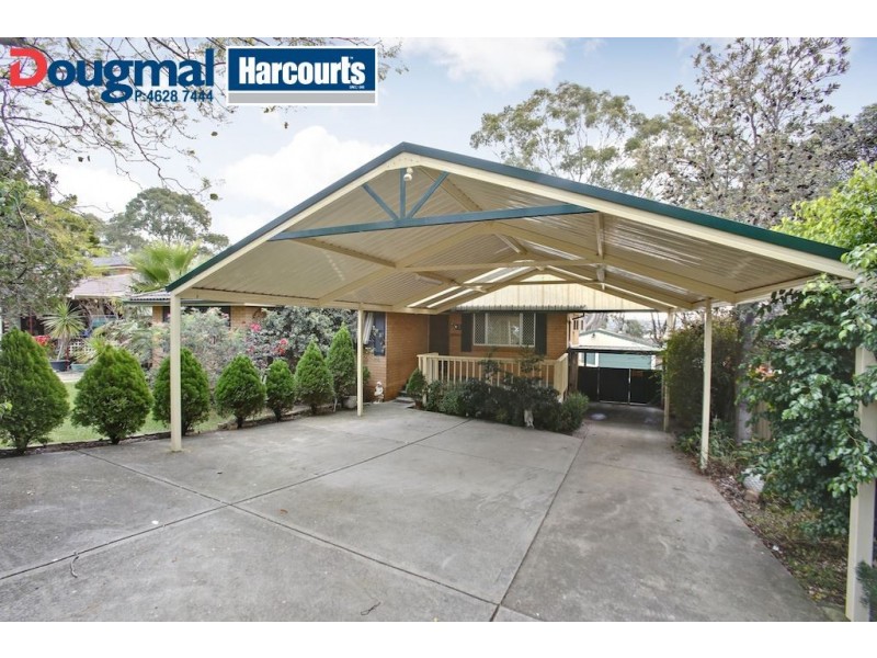 13 Borthwick Street, Minto NSW 2566