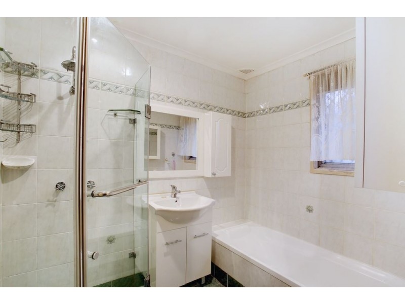 13 Borthwick Street, Minto NSW 2566