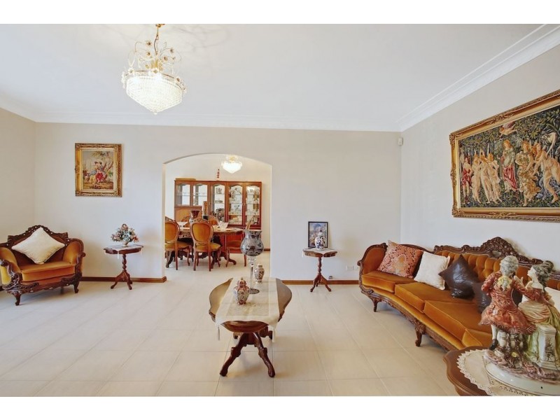 52 Cornelian Avenue, Eagle Vale NSW 2558