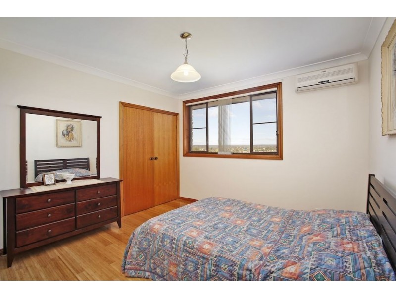 52 Cornelian Avenue, Eagle Vale NSW 2558