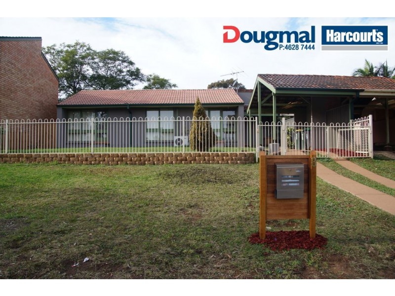 8 Green Lane, Bradbury NSW 2560