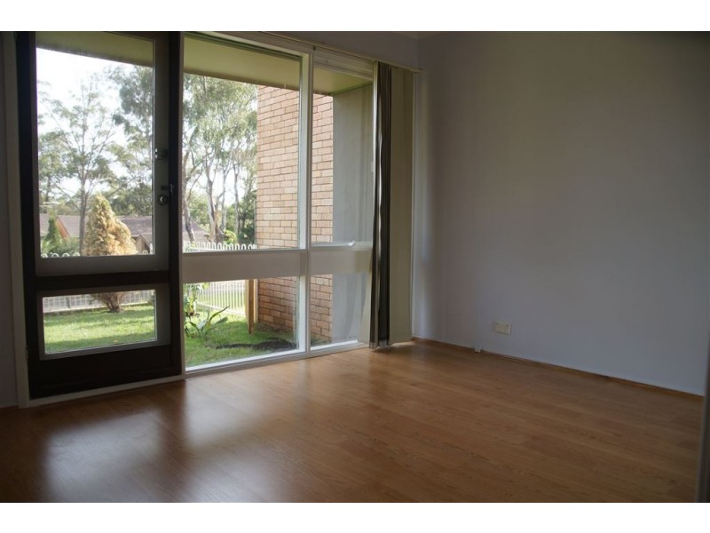 8 Green Lane, Bradbury NSW 2560