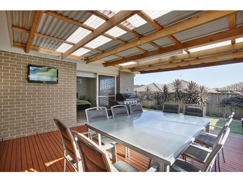 10 Greenhill Street, Spring Farm NSW 2570