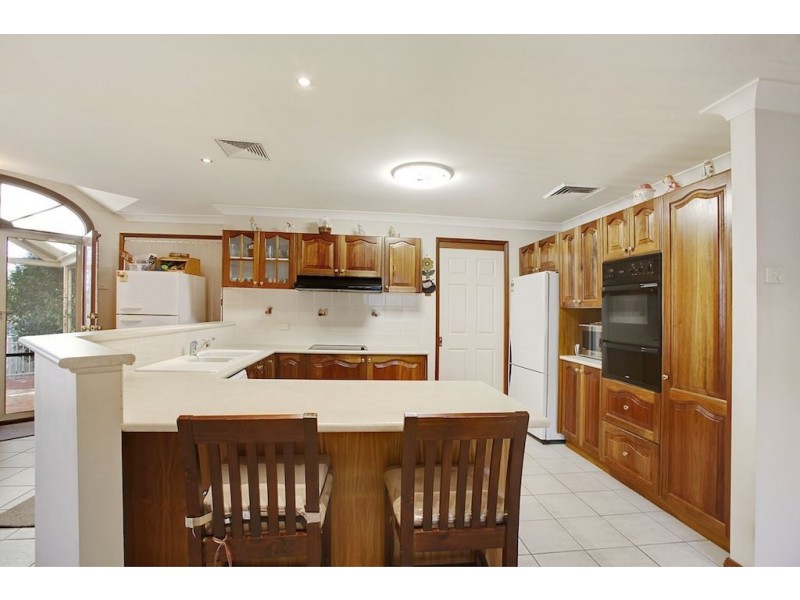 53 Mountain View Avenue, Glen Alpine NSW 2560