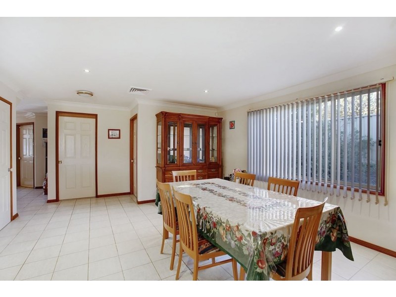 53 Mountain View Avenue, Glen Alpine NSW 2560