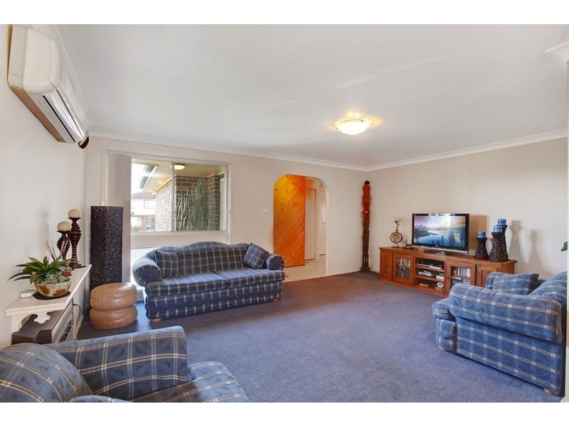 27 Macintyre Crescent, Ruse NSW 2560