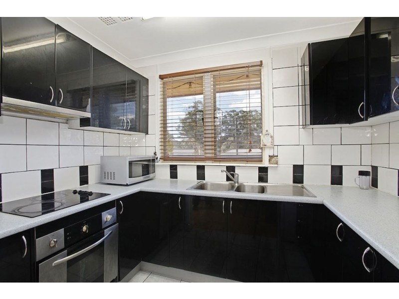 8 Stephenson Street, Leumeah NSW 2560