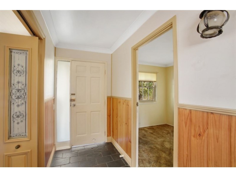 10 Blackbutt Avenue, Bradbury NSW 2560