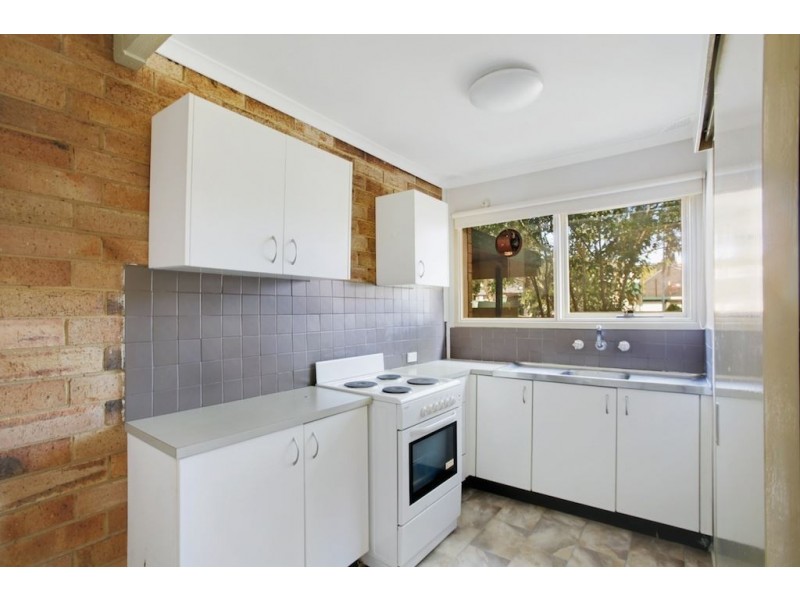 1/15 Stringybark Place, Bradbury NSW 2560