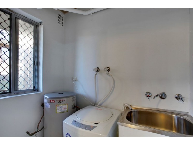 2/1 Lavinia Place, Ambarvale NSW 2560