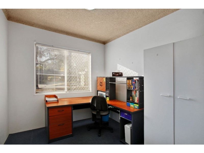 2/1 Lavinia Place, Ambarvale NSW 2560