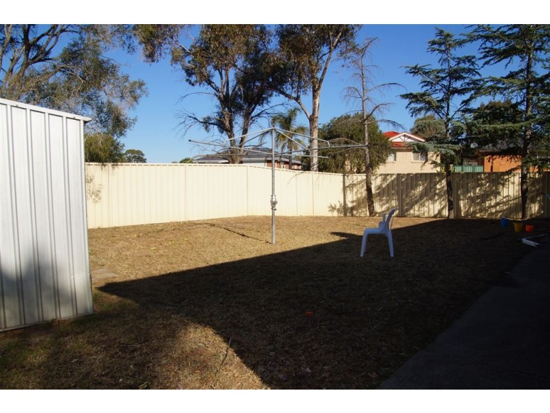 2 Thurso Place, St Andrews NSW 2566