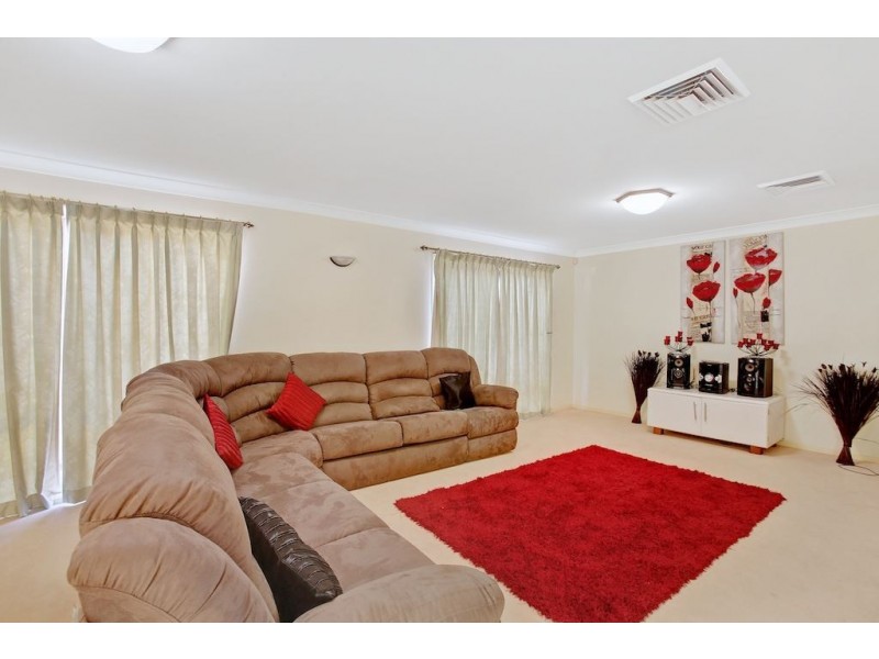 32 Blair Athol Drive, Blair Athol NSW 2560