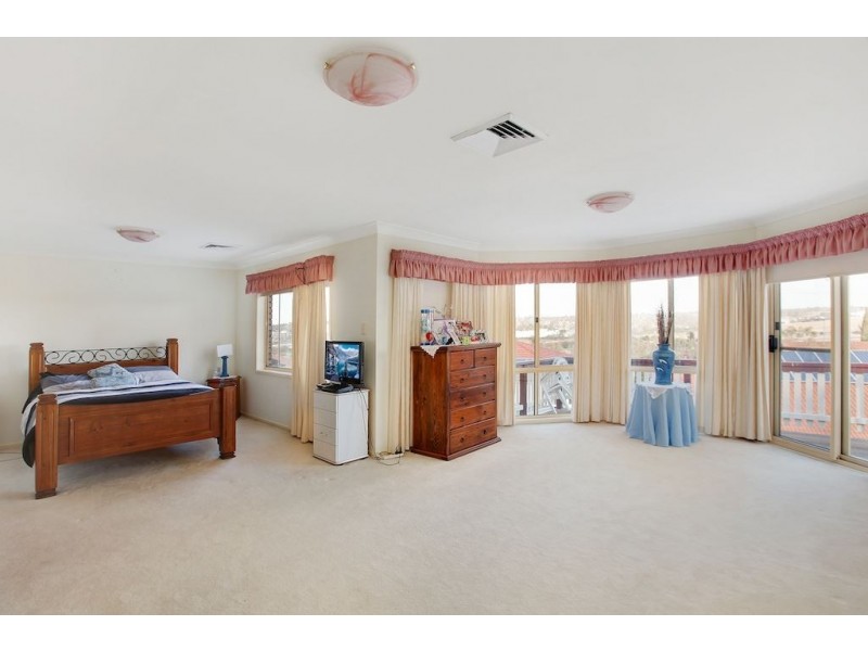 32 Blair Athol Drive, Blair Athol NSW 2560