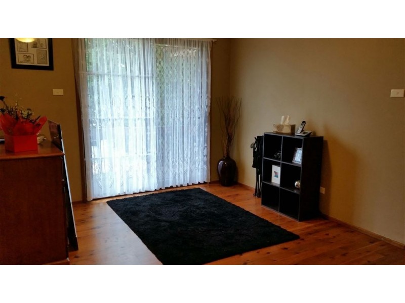 2 Karrabul Road, St Helens Park NSW 2560