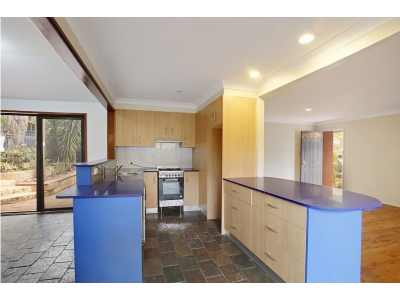 25 Spitfire Drive, Raby NSW 2566