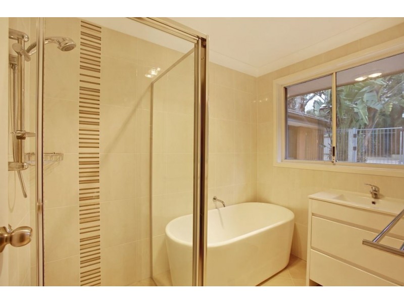 25 Spitfire Drive, Raby NSW 2566