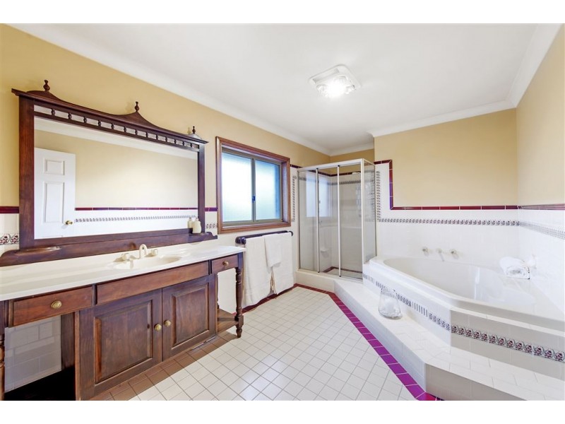 31 Nepean Towers Avenue, Glen Alpine NSW 2560