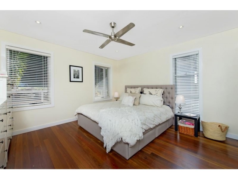 9 Sturt Place, Bulli NSW 2516