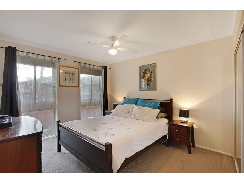 8 Fairlight Place, Woodbine NSW 2560