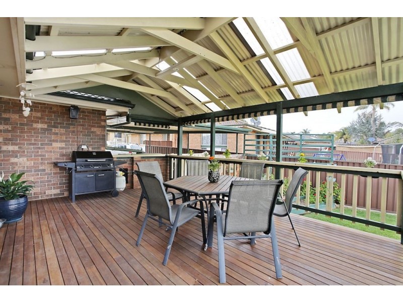 8 Fairlight Place, Woodbine NSW 2560