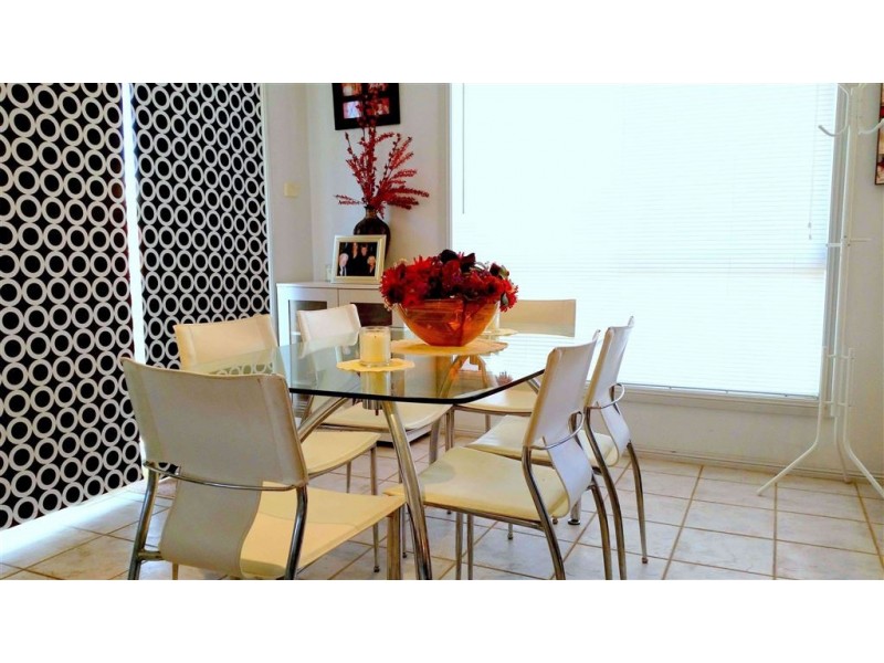 6/50 Julius Road, Rosemeadow NSW 2560