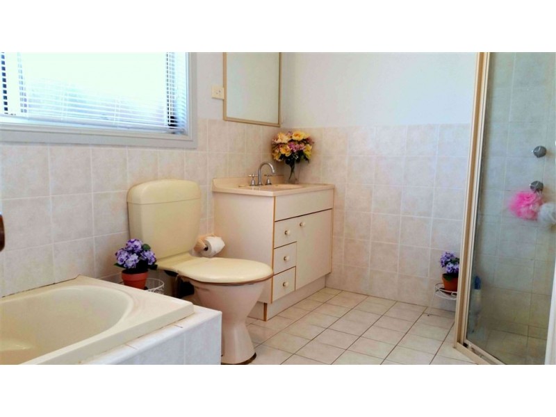 6/50 Julius Road, Rosemeadow NSW 2560