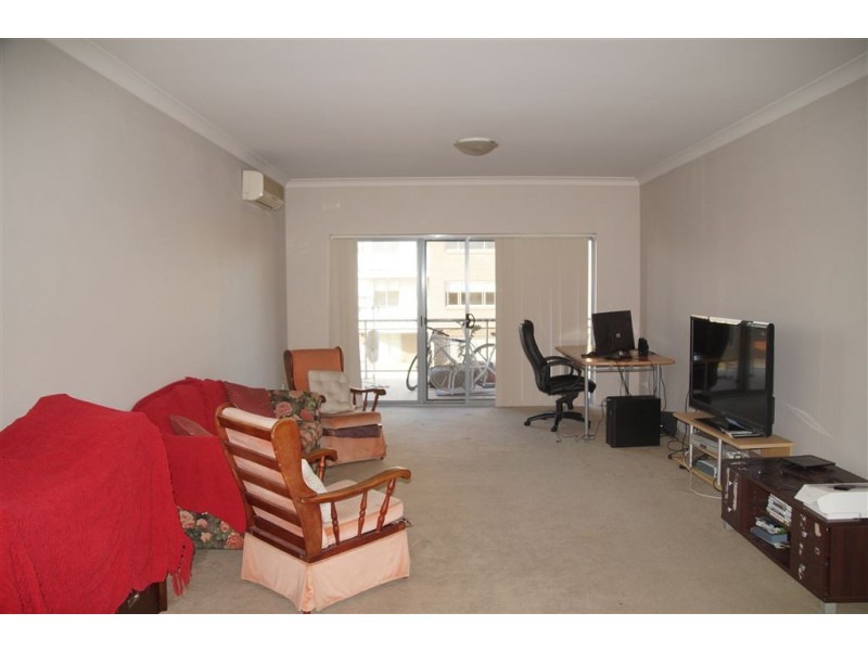 14/7 King Street, Campbelltown NSW 2560