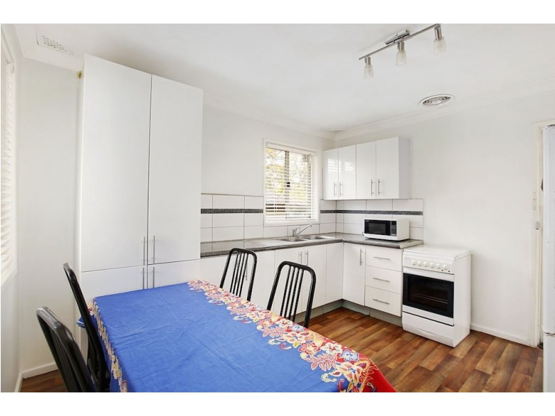7 Stirling Place, Glenfield NSW 2167