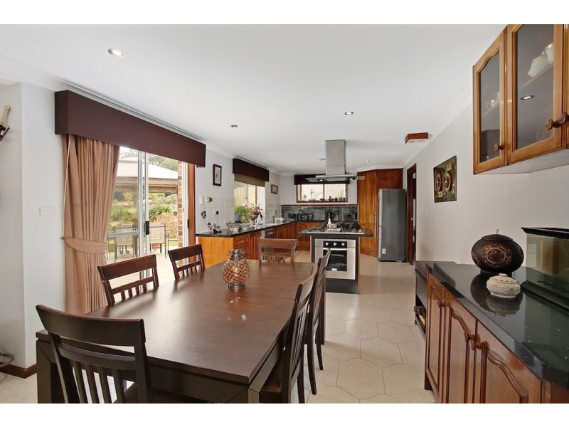 27 Mount Sugarloaf Drive, Glen Alpine NSW 2560