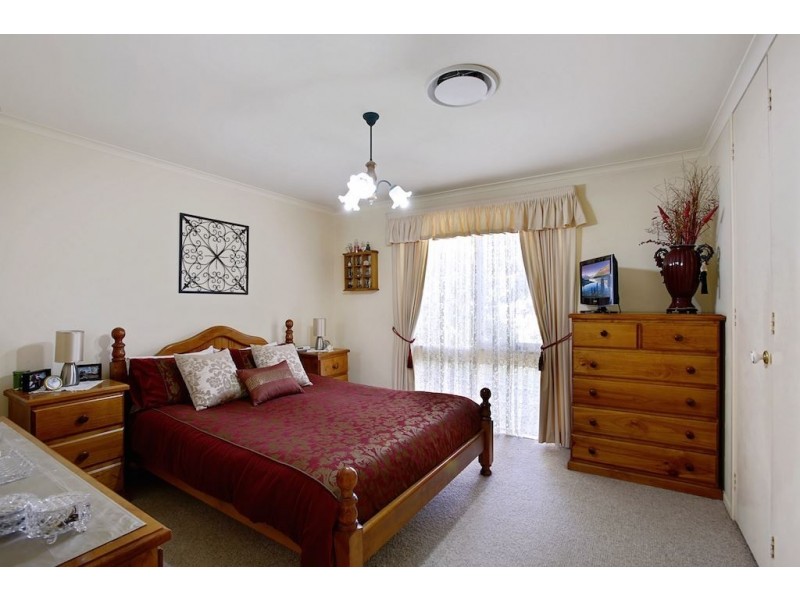 5 Menindee Avenue, Leumeah NSW 2560