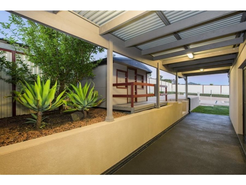 7 Miranda Place, Rosemeadow NSW 2560